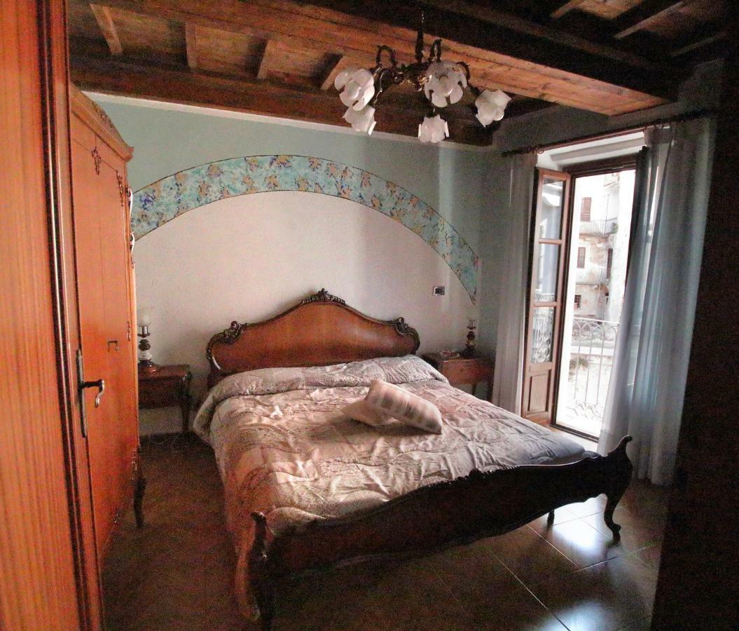 La Rocca Di Efisio Aparthotel Костилиоле ди Асти Екстериор снимка