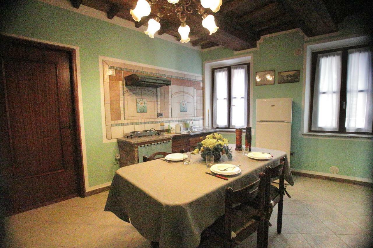 La Rocca Di Efisio Aparthotel Костилиоле ди Асти Екстериор снимка