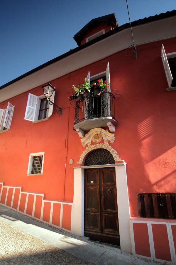La Rocca Di Efisio Aparthotel Костилиоле ди Асти Екстериор снимка