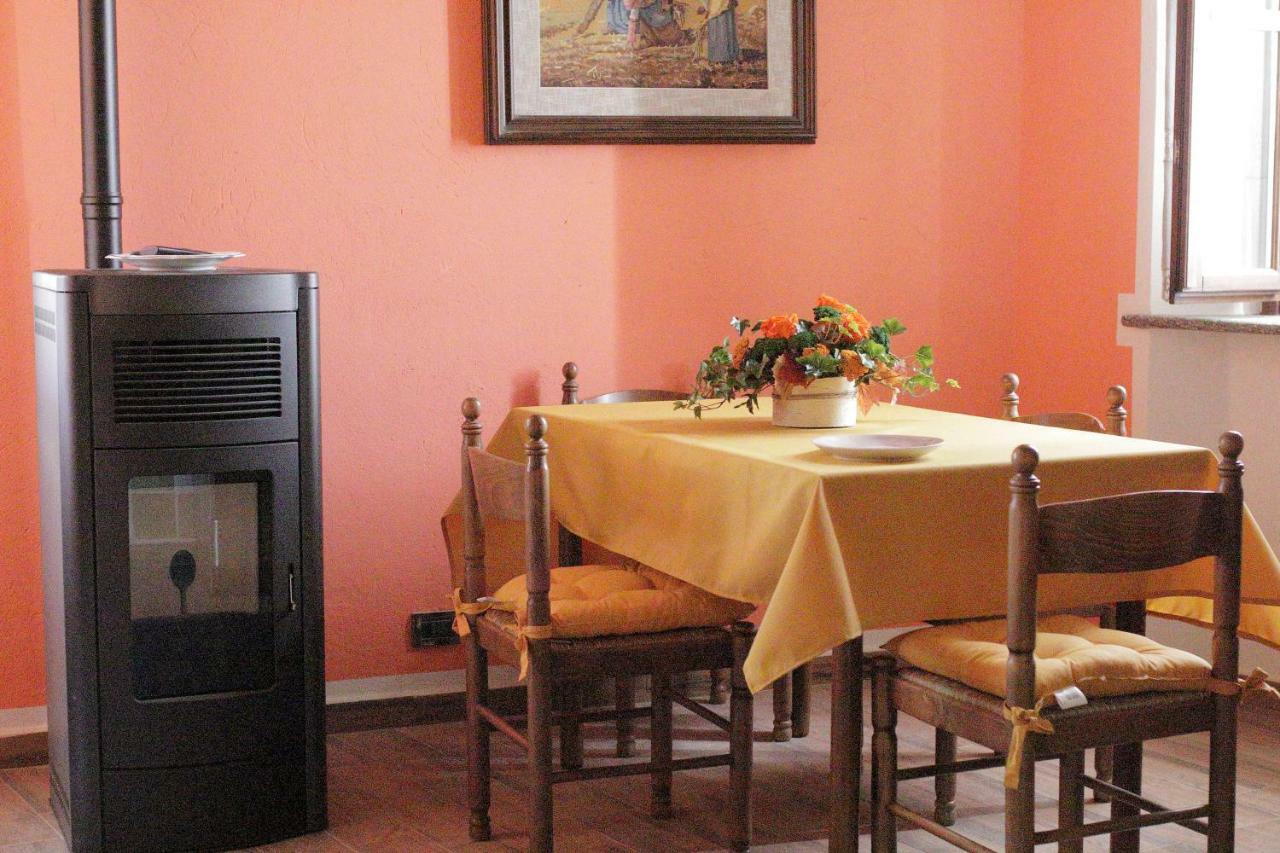 La Rocca Di Efisio Aparthotel Костилиоле ди Асти Екстериор снимка