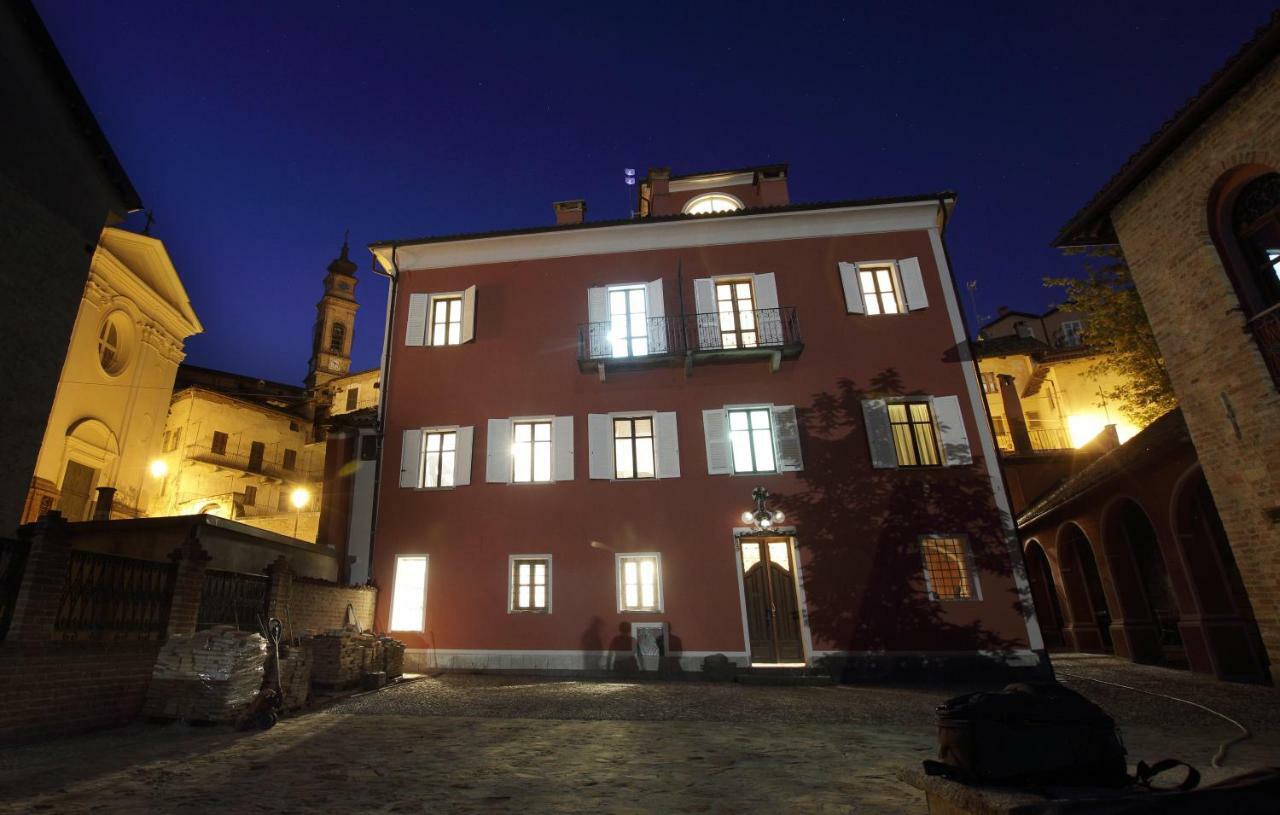 La Rocca Di Efisio Aparthotel Костилиоле ди Асти Екстериор снимка