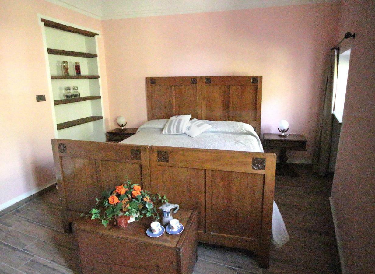 La Rocca Di Efisio Aparthotel Костилиоле ди Асти Екстериор снимка
