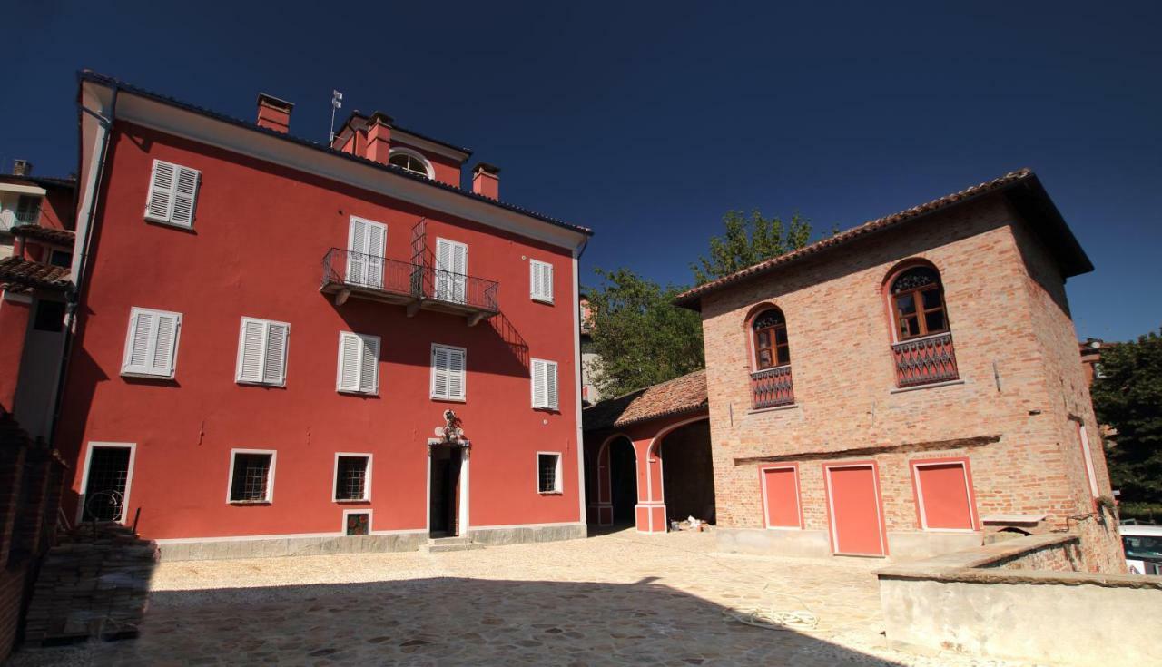 La Rocca Di Efisio Aparthotel Костилиоле ди Асти Екстериор снимка