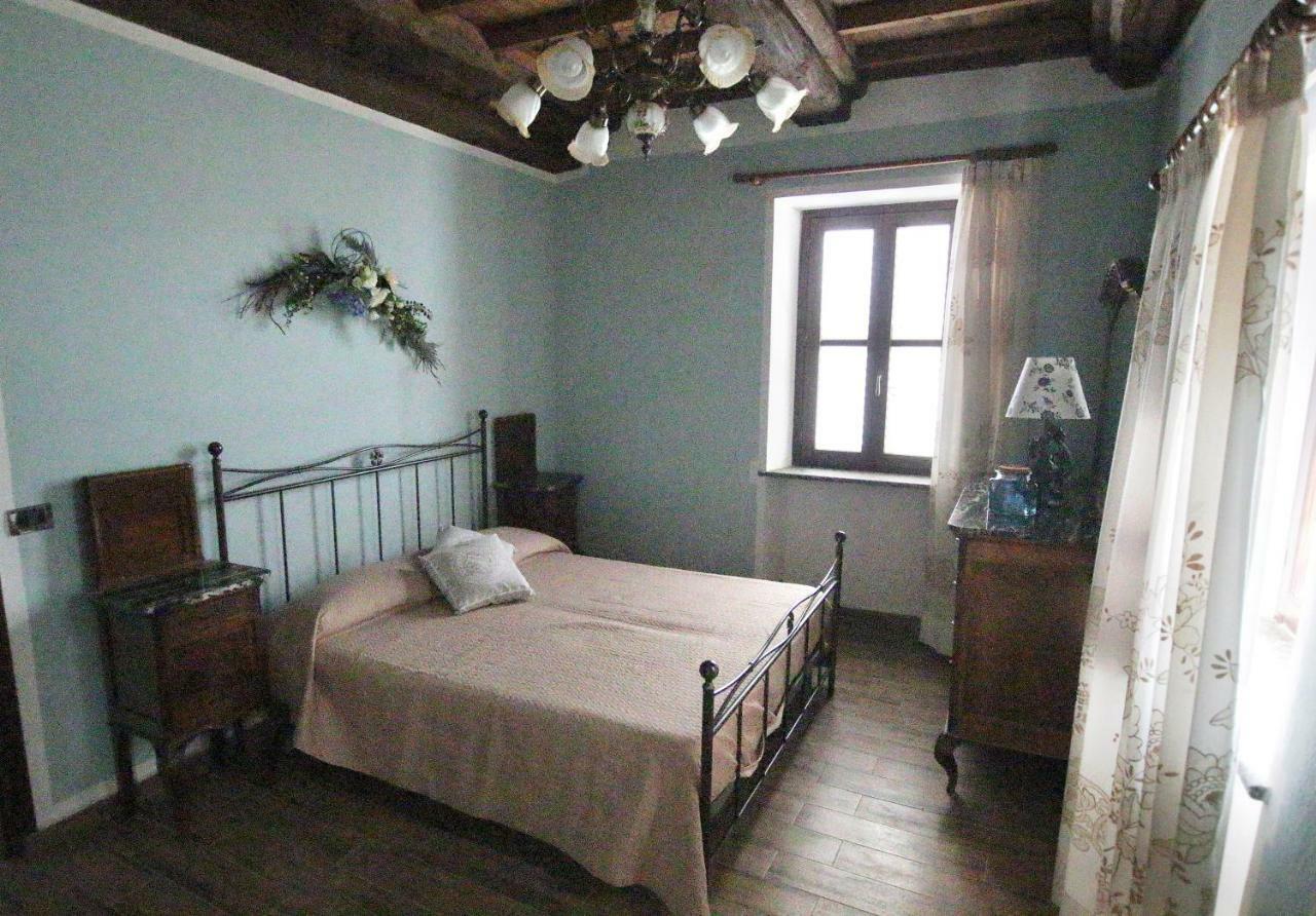 La Rocca Di Efisio Aparthotel Костилиоле ди Асти Екстериор снимка