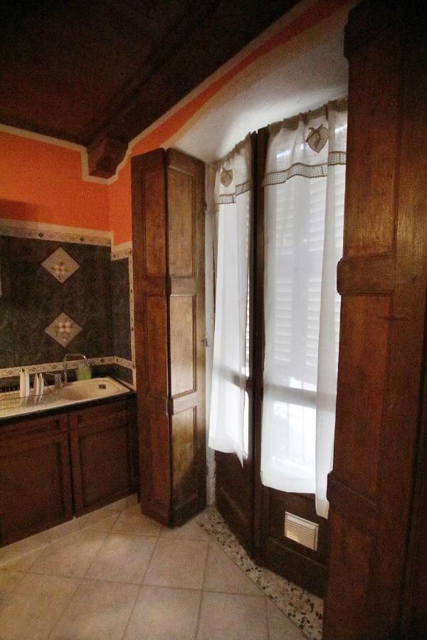 La Rocca Di Efisio Aparthotel Костилиоле ди Асти Екстериор снимка